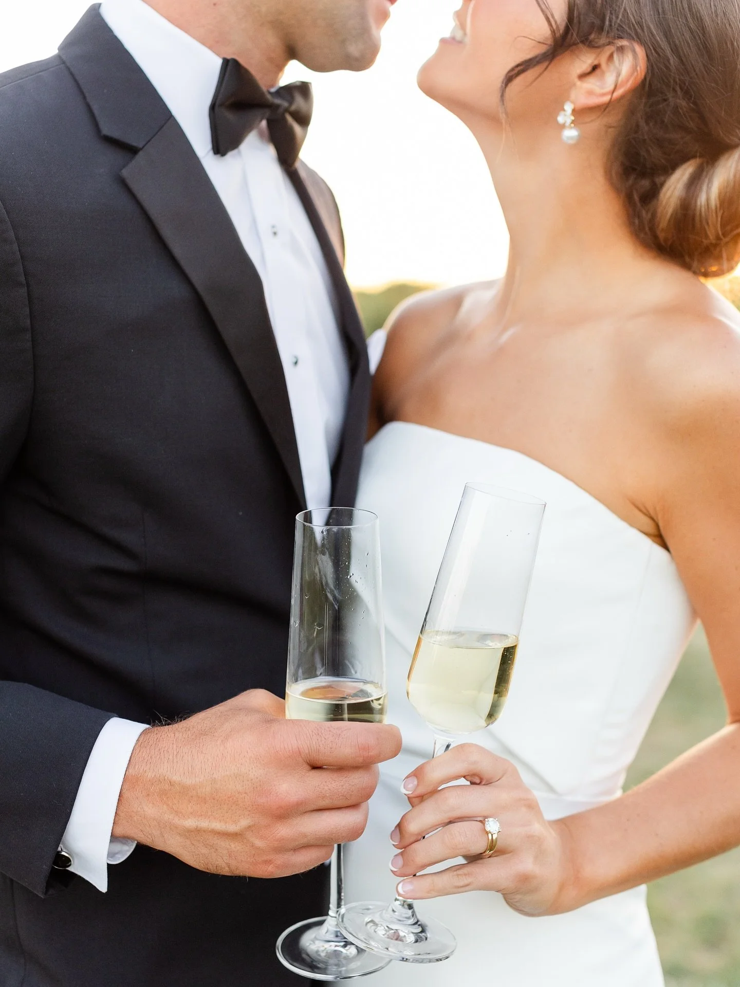 Champagne taste 🥂✨ // 📷 :: @bellafaithphotography #swbbkcbride