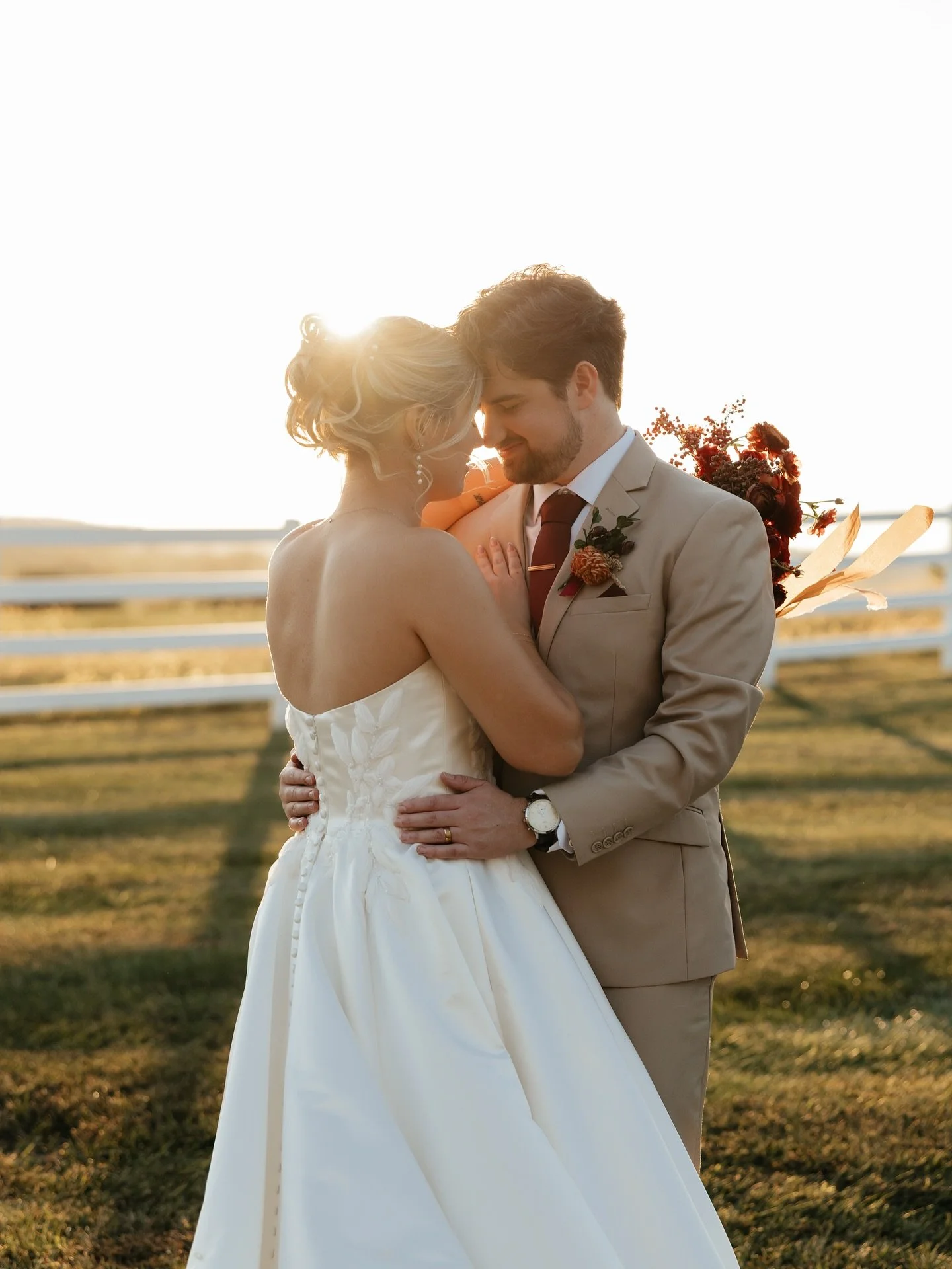 Kassidy + Nathan in their happy place 🤎 Swipe for a VERY cute friend 🥰 // 📷 :: @jessicacordlephoto #swbbkcbride