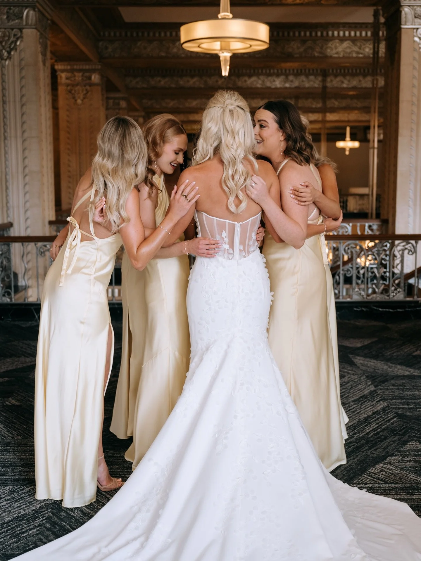 If you&rsquo;re wondering what we&rsquo;re drooling over today 🤤 // 📷 :: @jeffersonmayphotography #swbbkcbride