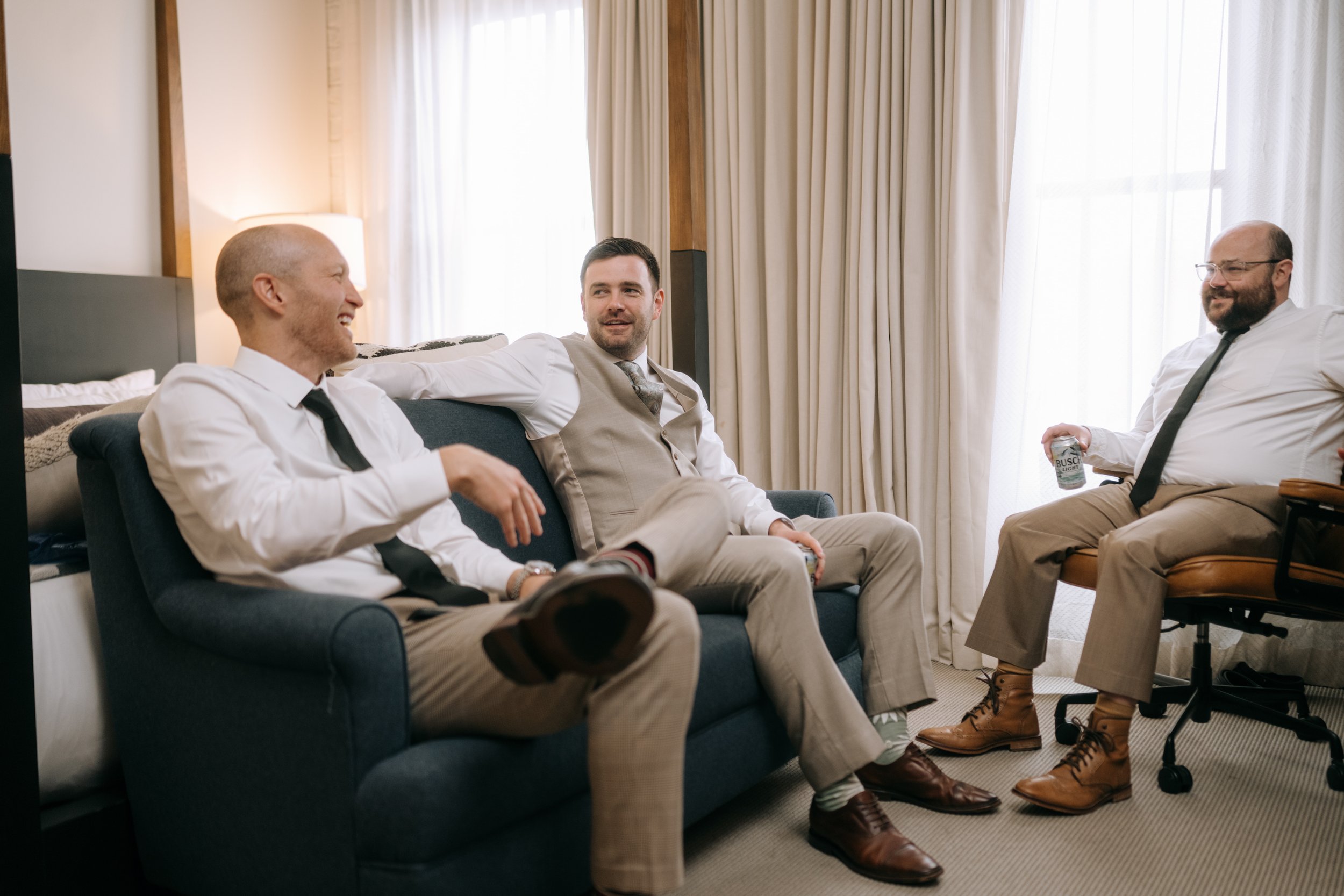 L&D Wedding_JMP115.jpg