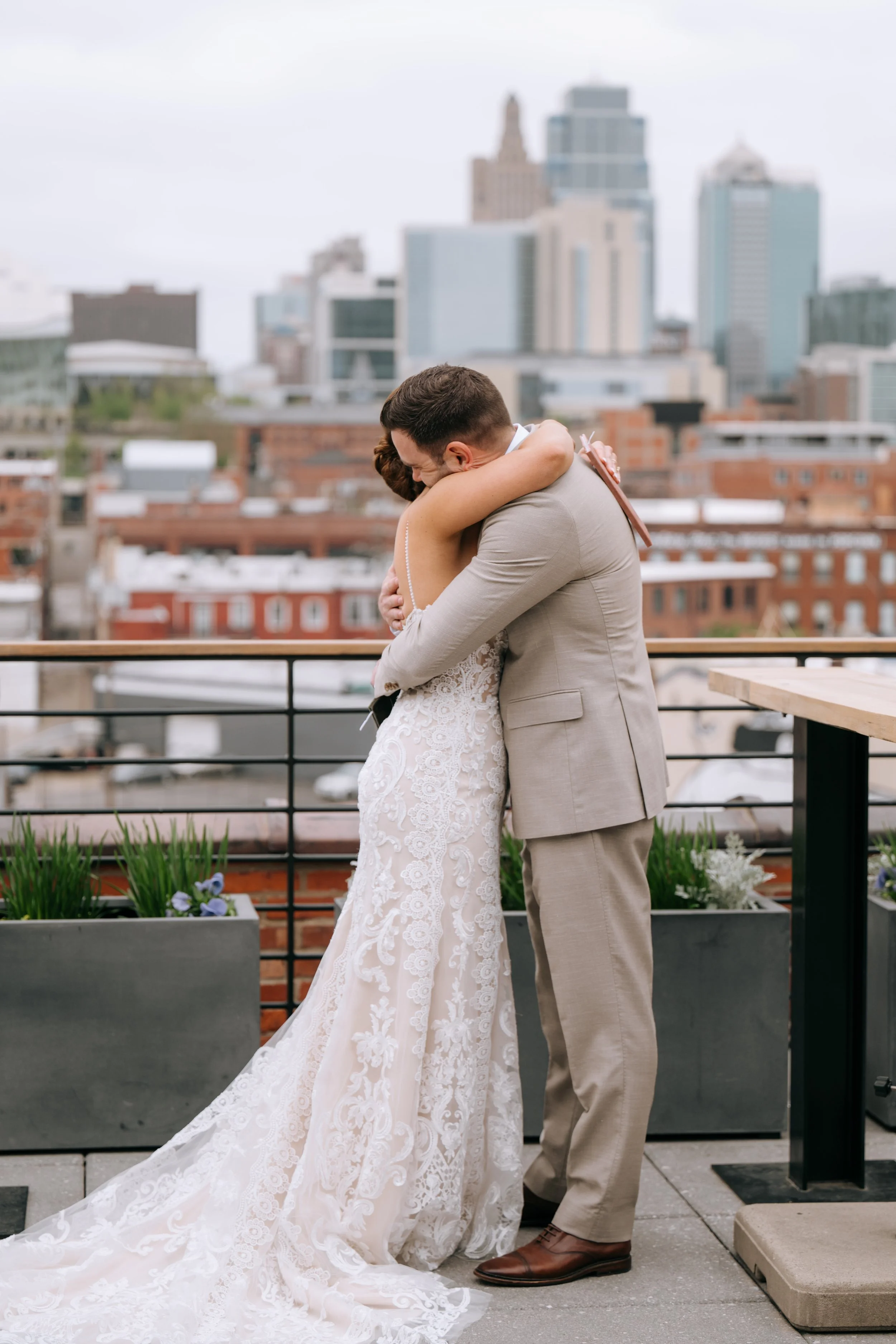 L&D Wedding_JMP243.jpg