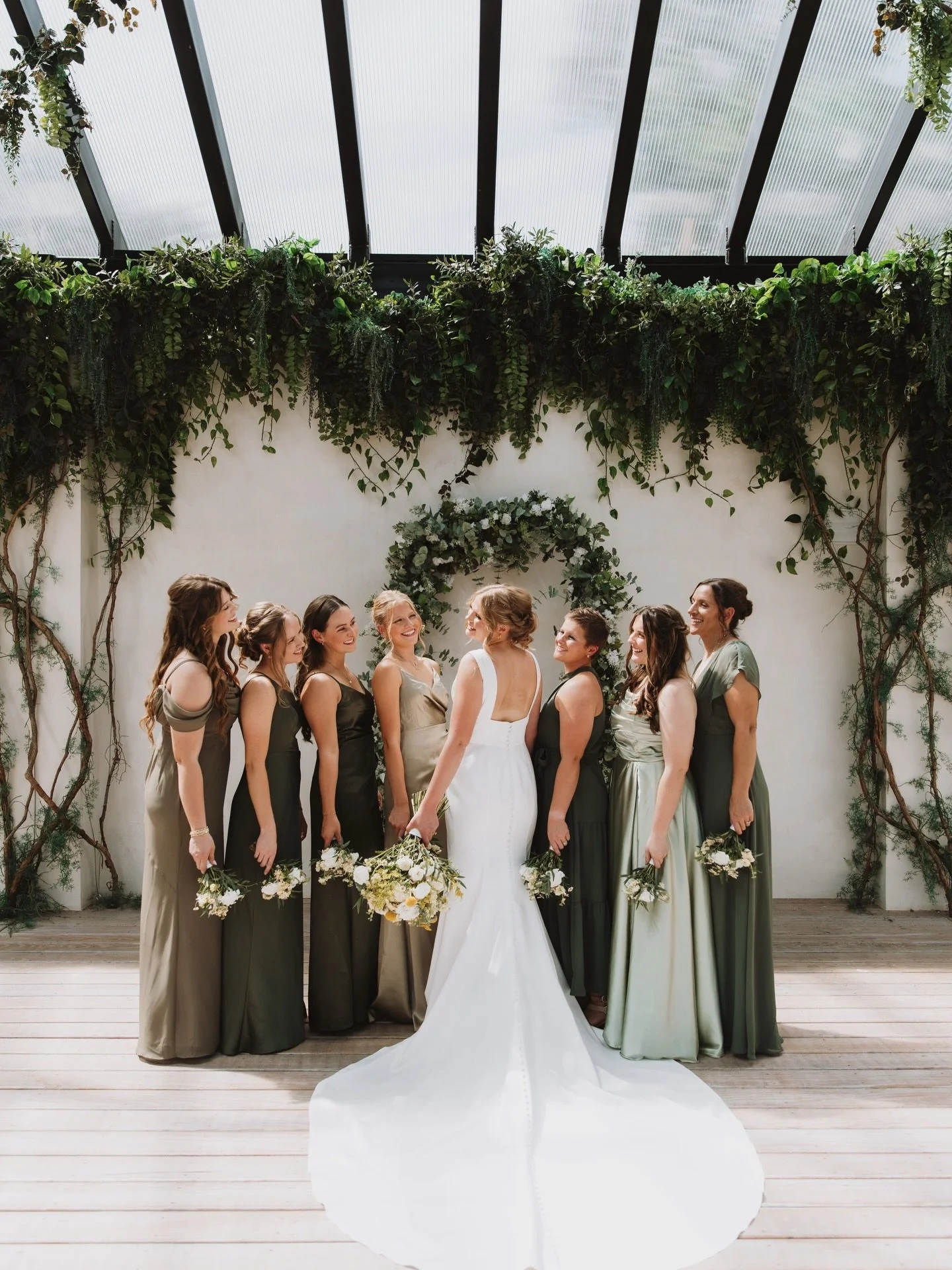 Made ya look!!!! 🌿 // 📷 :: @kenzieannephotography #swbbkcbride