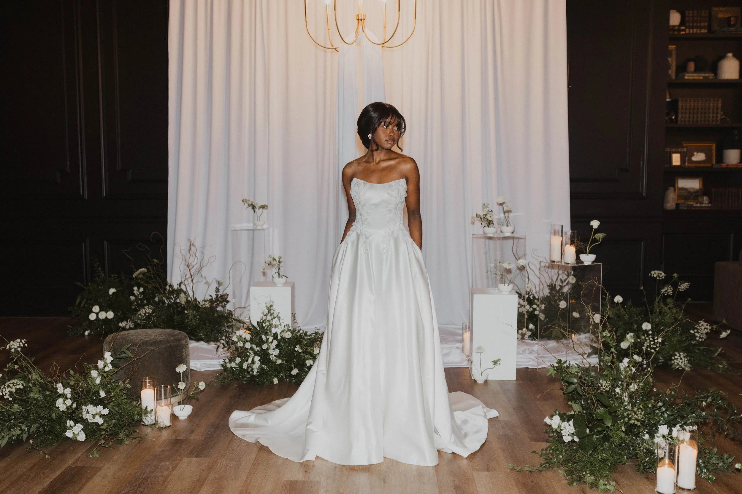 What Is a Bridal Sample Sale? Everything You Need to Know