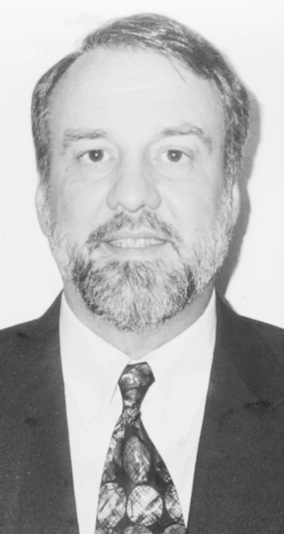 Gary W. Leonhardt, 1998 Distinguished Person of the Year