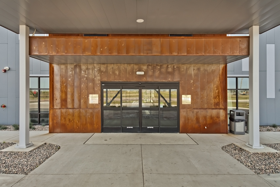 Four Points By Sheraton Front Entrance Hotel Design - Midwest Architects