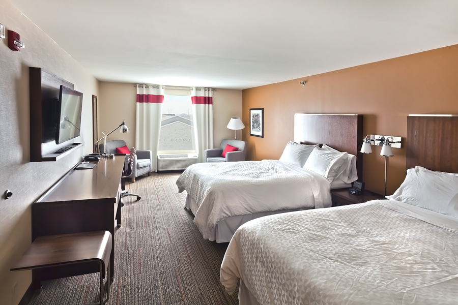 Four Points By Sheraton Hotel Suite Design - Fargo Architects