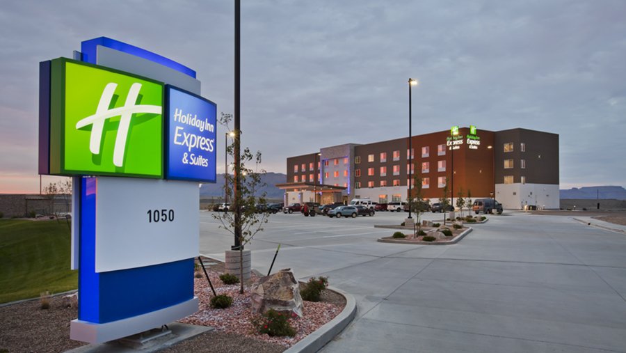 Holiday Inn Express &amp; Suites in Green River, UT - Hotel Architect