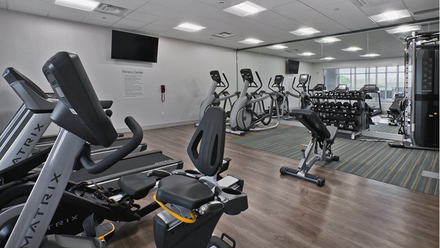 Gym at Holiday Inn Express &amp; Suites in Green River, UT - Hospitality Architecture