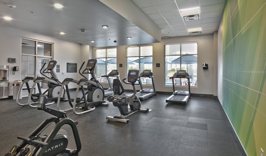 Gym at Holiday Inn Hotel Design in Glendale, AZ - Recreation Center Design