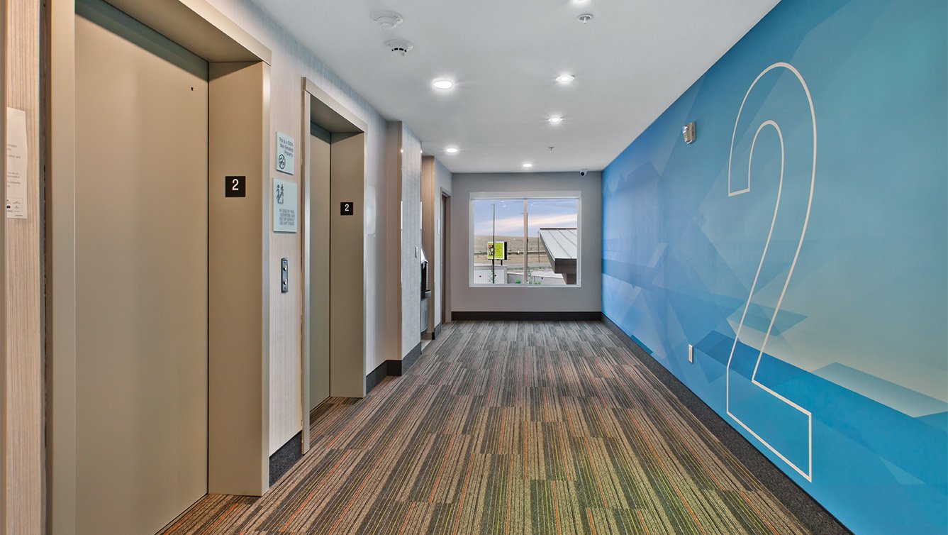 Holiday Inn Express &amp; Suites Hotel Elevators in Green River, UT - Hotel Design Architecture