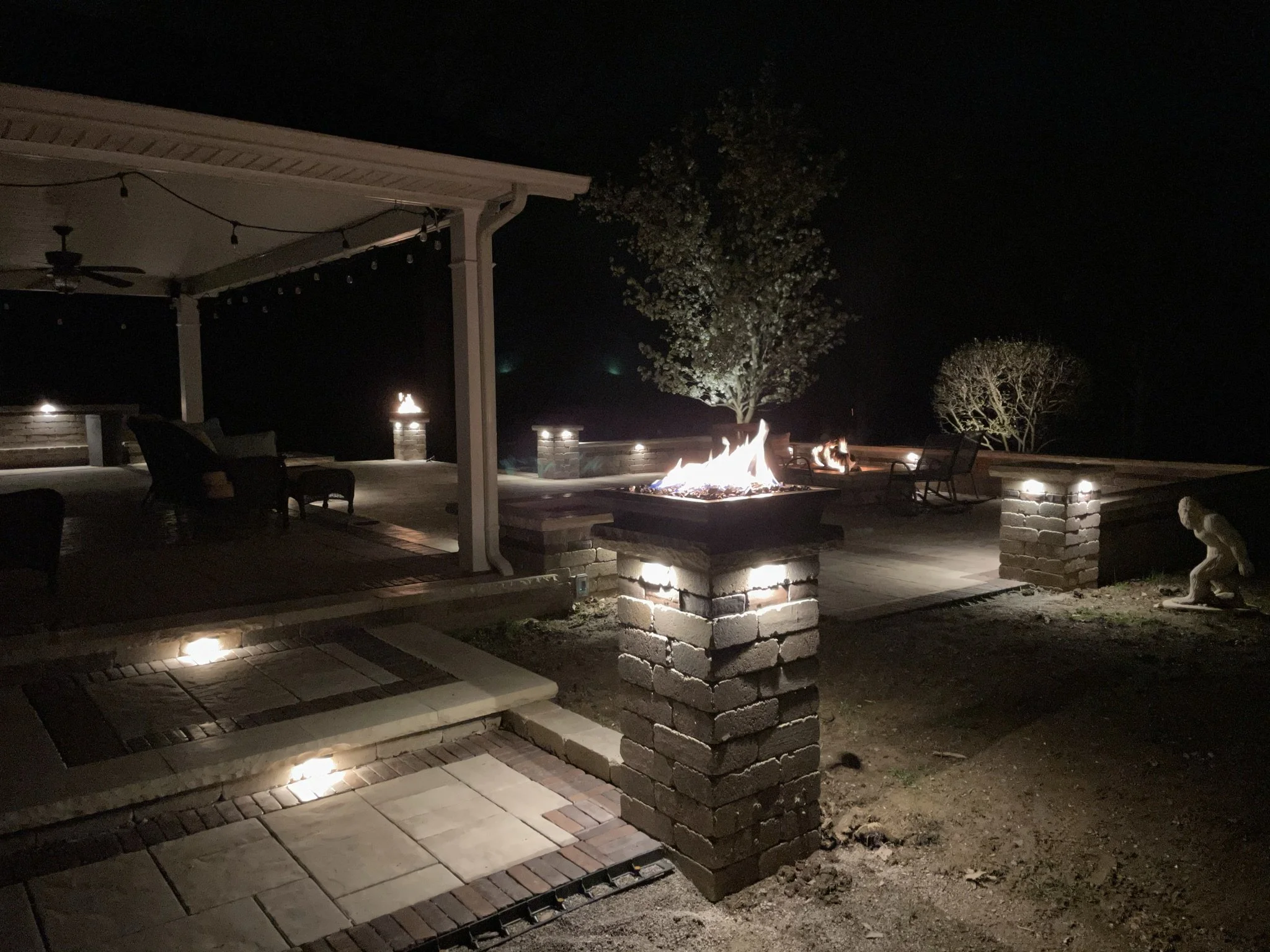 Elegant Outdoor Lighting Solutions for Magical Evenings on Your Brecksville, OH Property