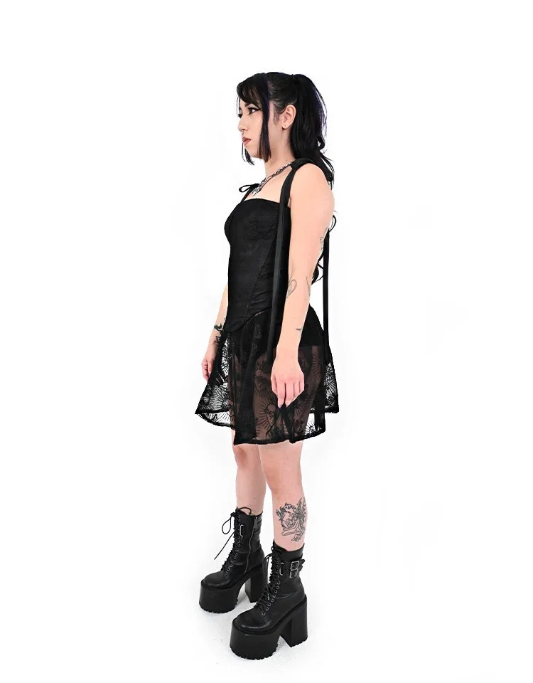 sacramentcorset5.jpg