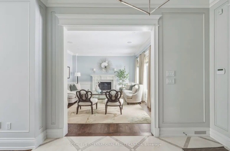 4 Ridgefield Road // Listed by @alessiapolo and Lisa Searchfeild