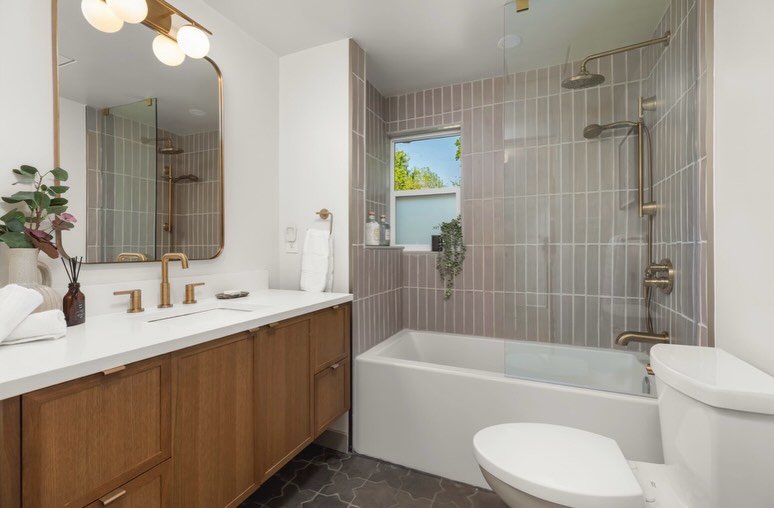 Before and After // East York Design Project
