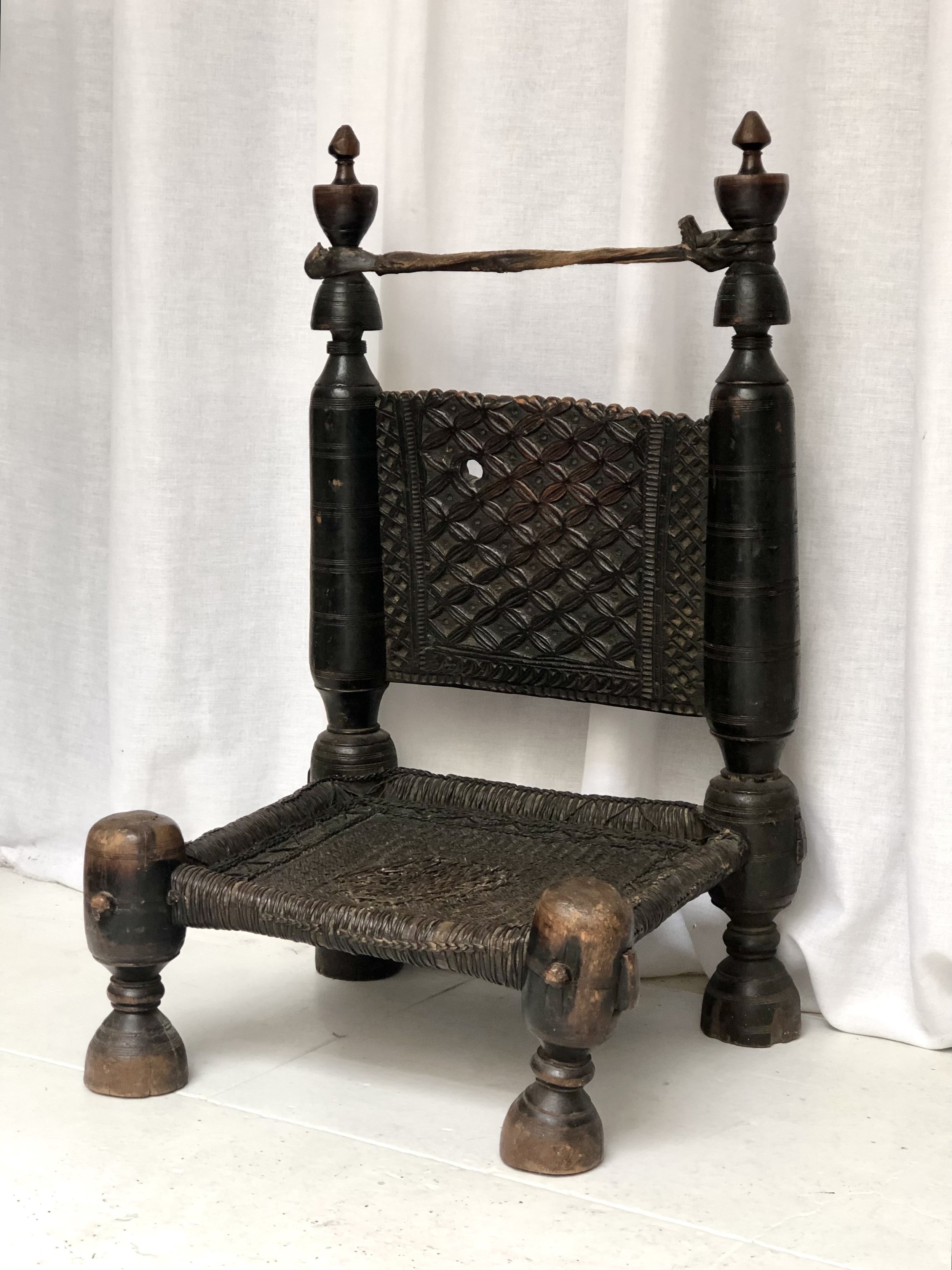 FAUTEUIL D'AFGHANISTAN