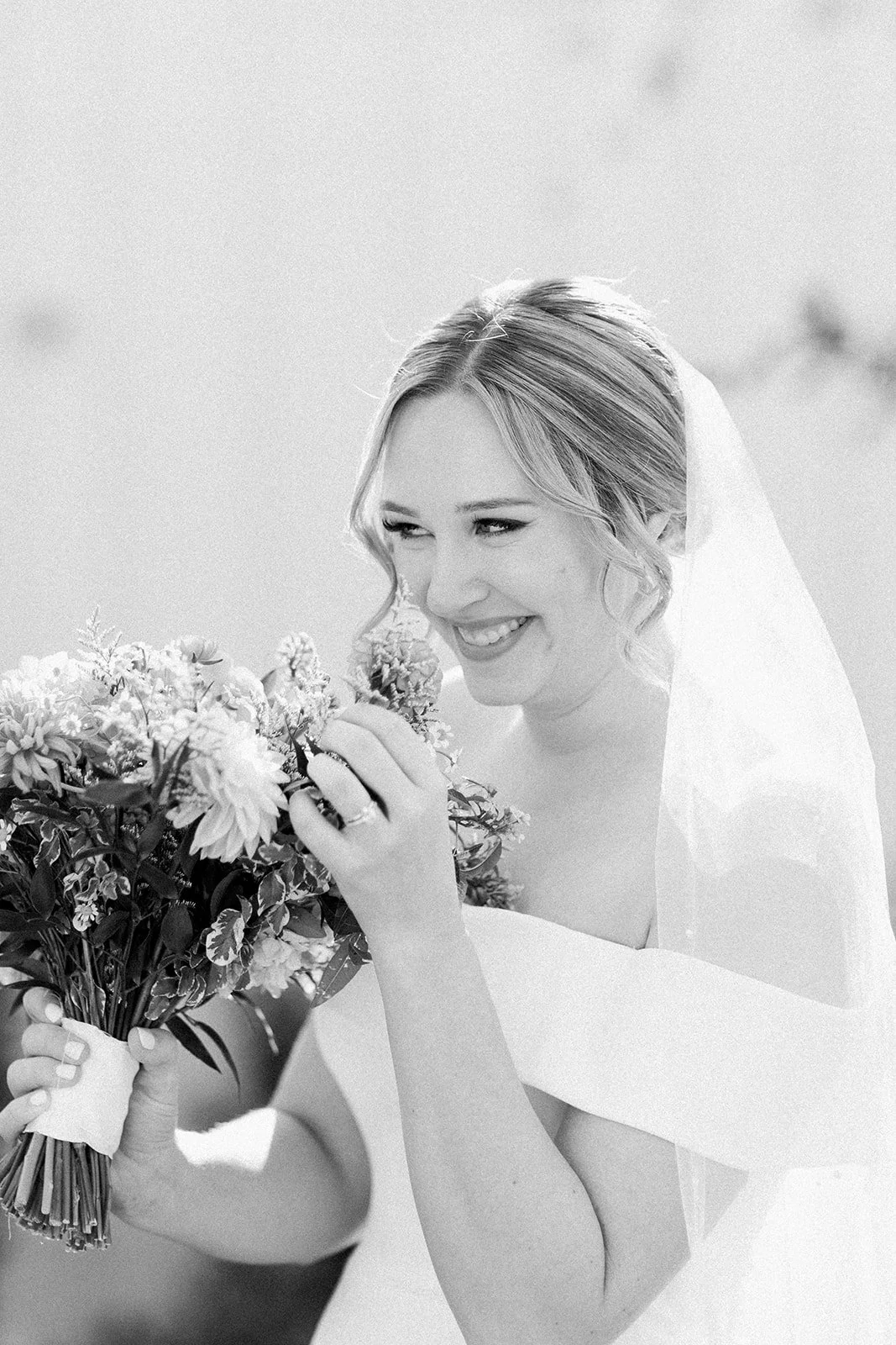 JRPAbbyScottBridalPortrait-100.jpg