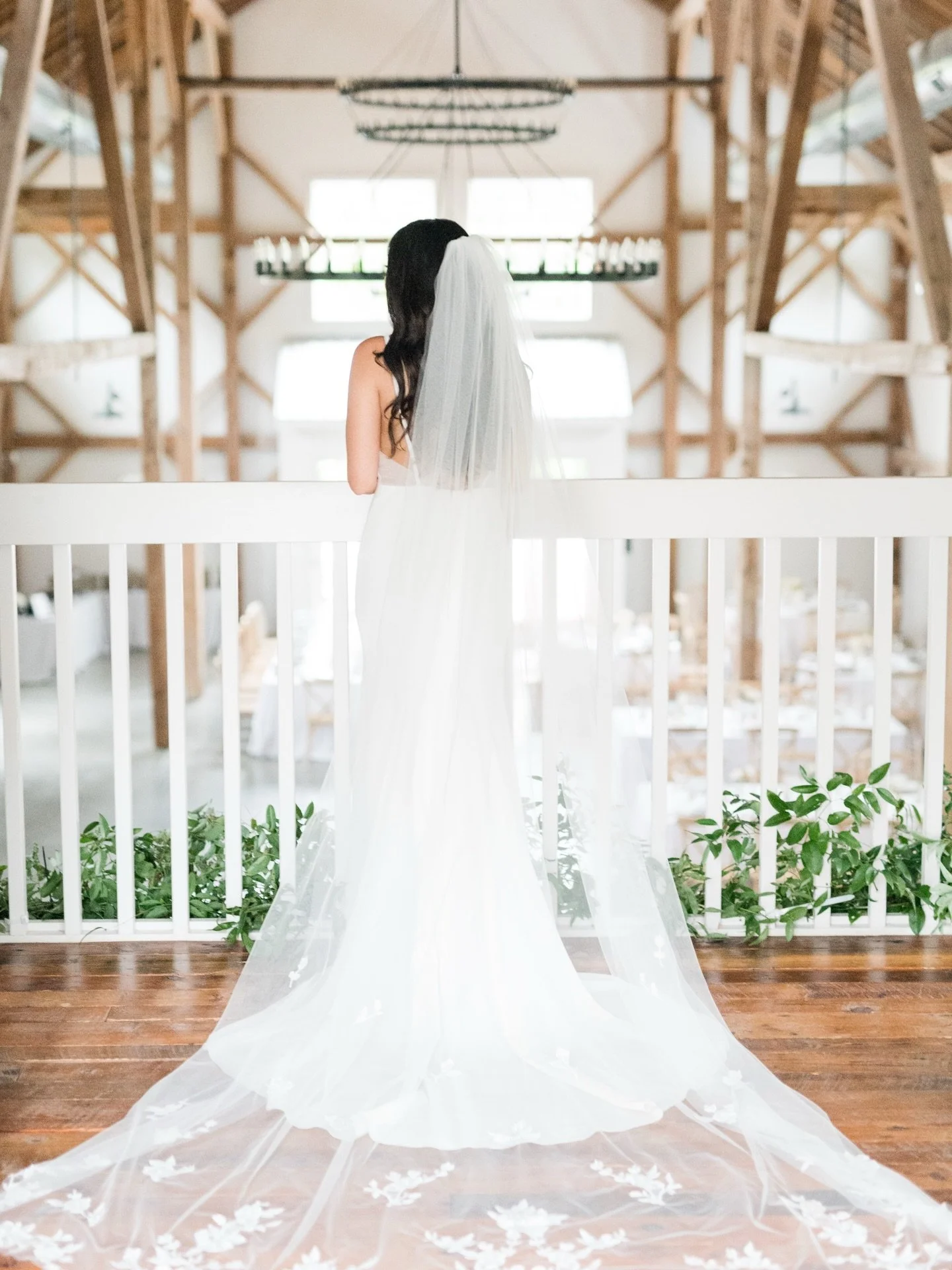 Every thoughtful detail considered, every vision brought to life, and a final moment to take it all in ✨

Venue @barnofchapelhill 
Photography @kaitlynblakephotography 
Planning @anthemhousenc 

#barnwedding #ncweddings #outdoorwedding