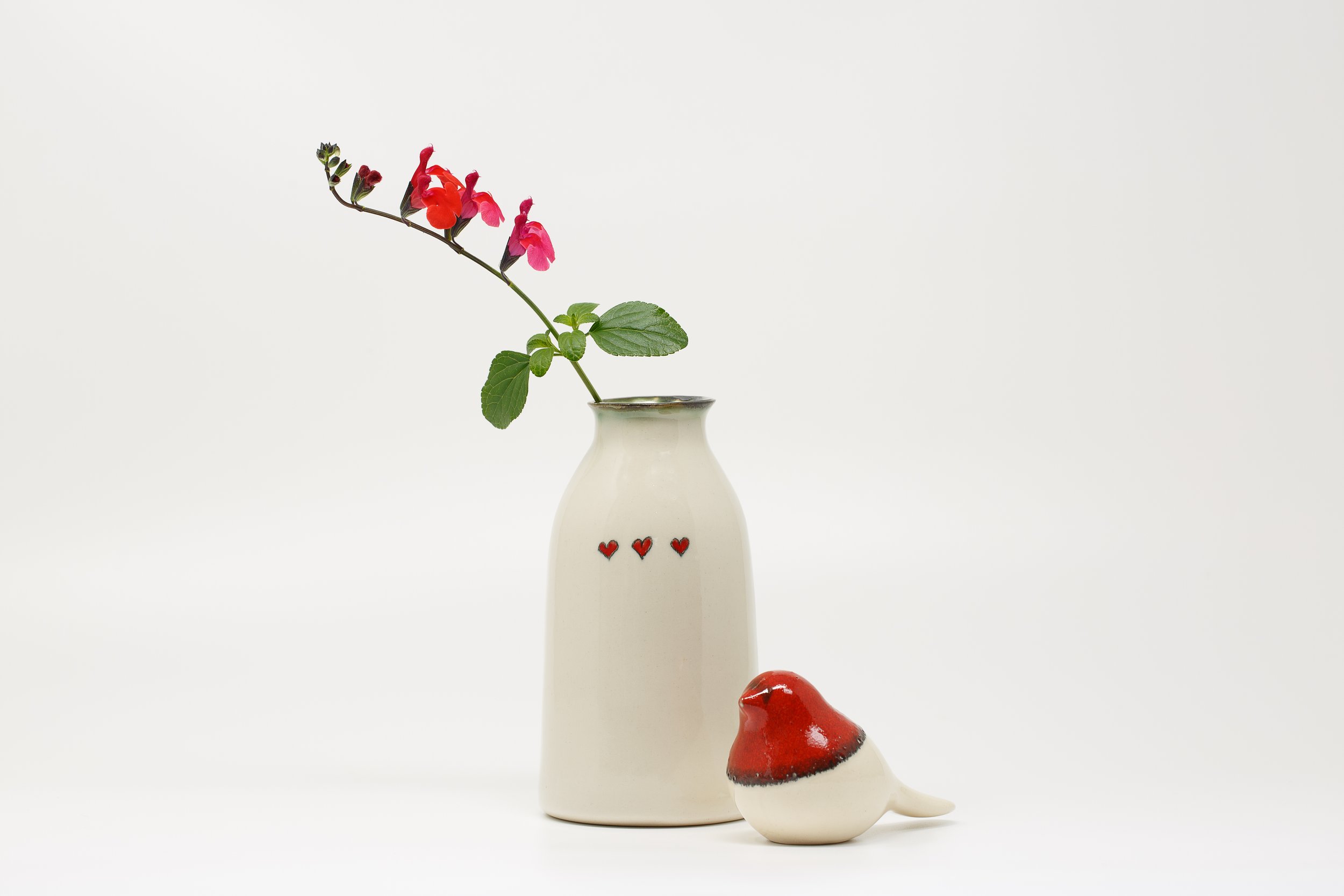 3 Heart vase and robin.jpg