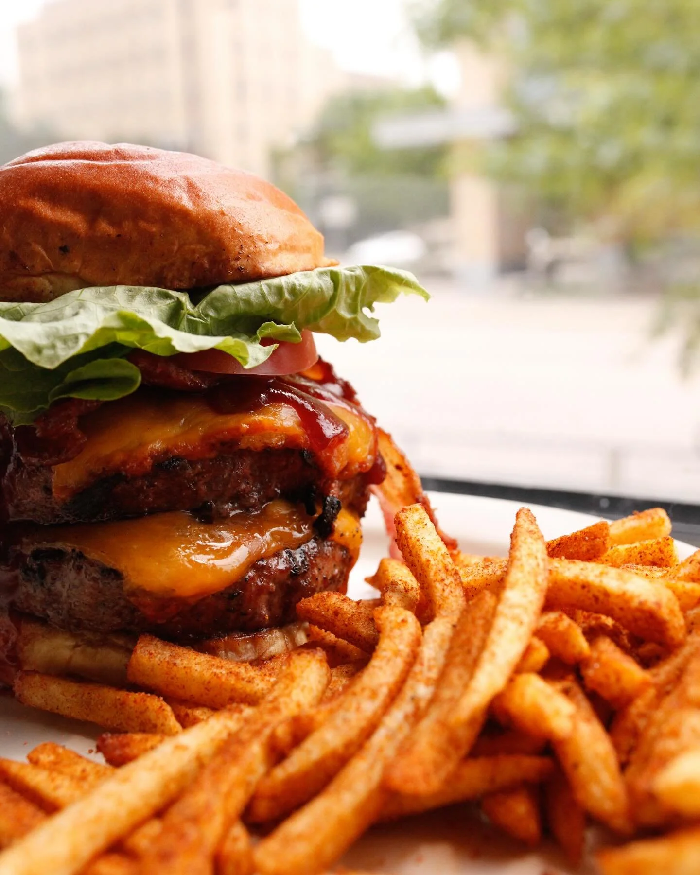 BURGIE 🍔

#librarycafeandbar #burgertime