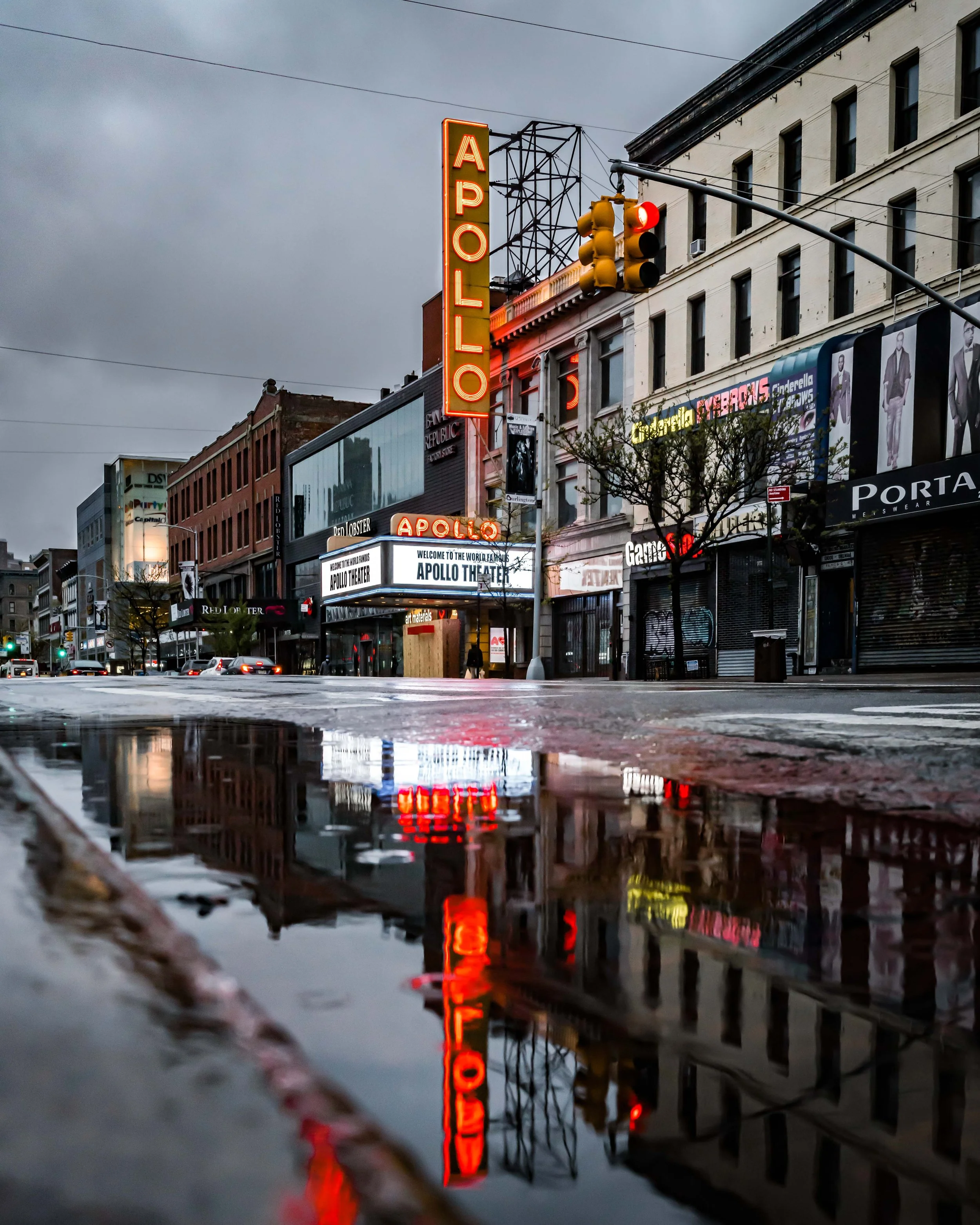 Apollo Theater Harlem.jpg