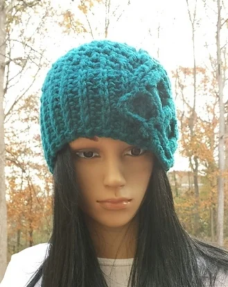 Crochet Vintage Beanie Pattern by GuChet