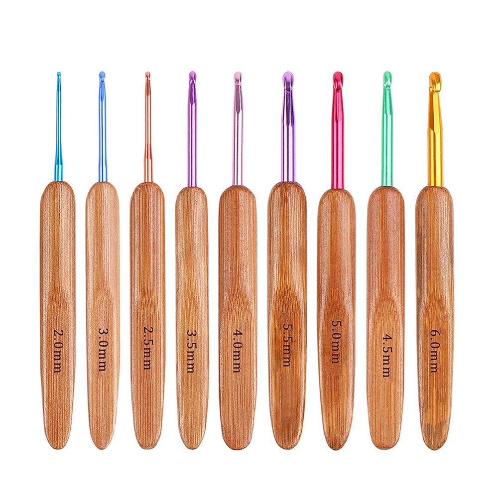 CROCHET HOOK SET - INCLUDES 12 HOOKS + 1 VINYL CASE —  - Yarns,  Patterns and Accessories