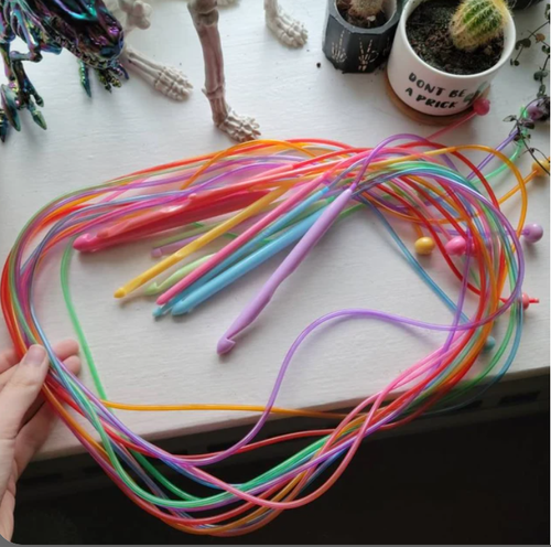  Crochet Counting Hook & Handle Set - 17 Light Up Hooks