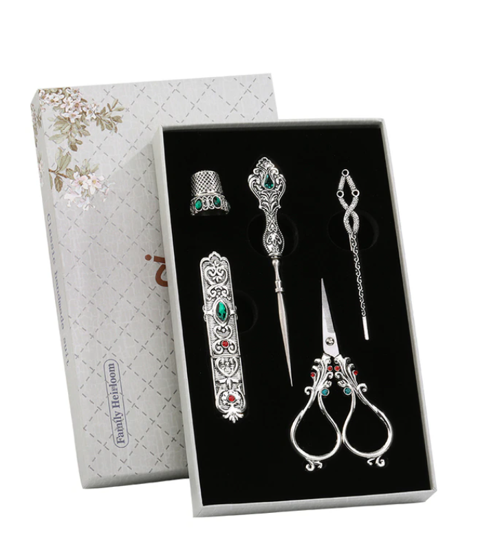 2 Heirloom Scissor Set by GuChet (2).PNG