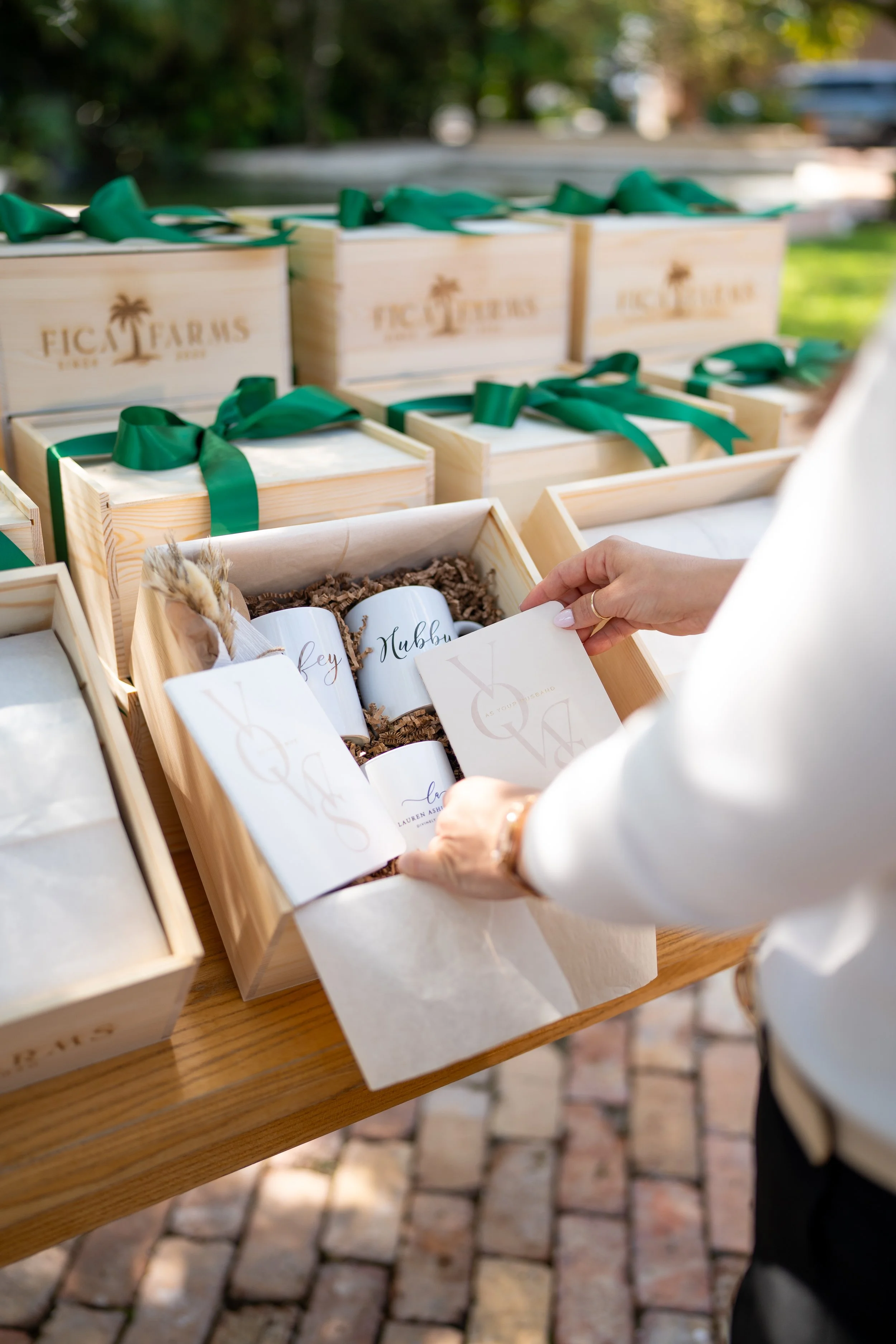 Branded wedding gift box details at Fica Farms in Miami by Lauren Ashley Studio