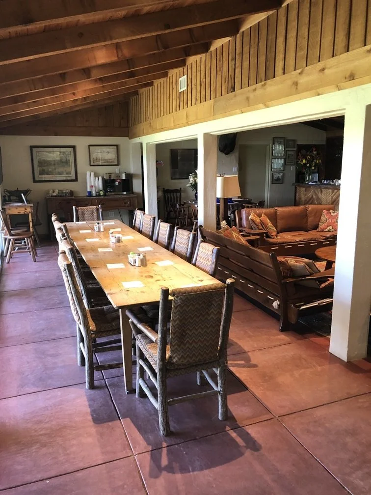 bMariposa Lodge Dining.JPG