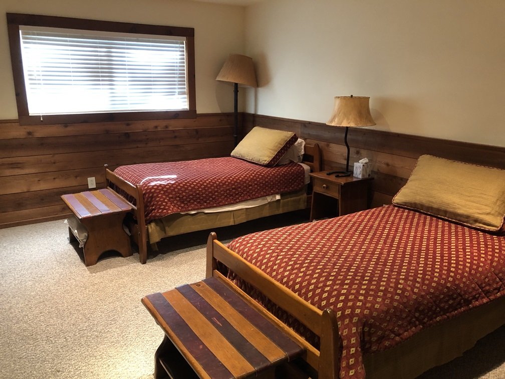 xTecolote Lodge Bedroom 1.JPG