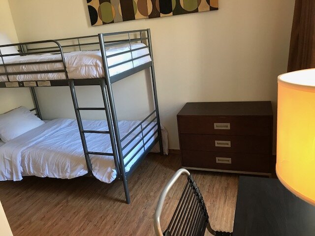 850W - Deluxe (Bunks)