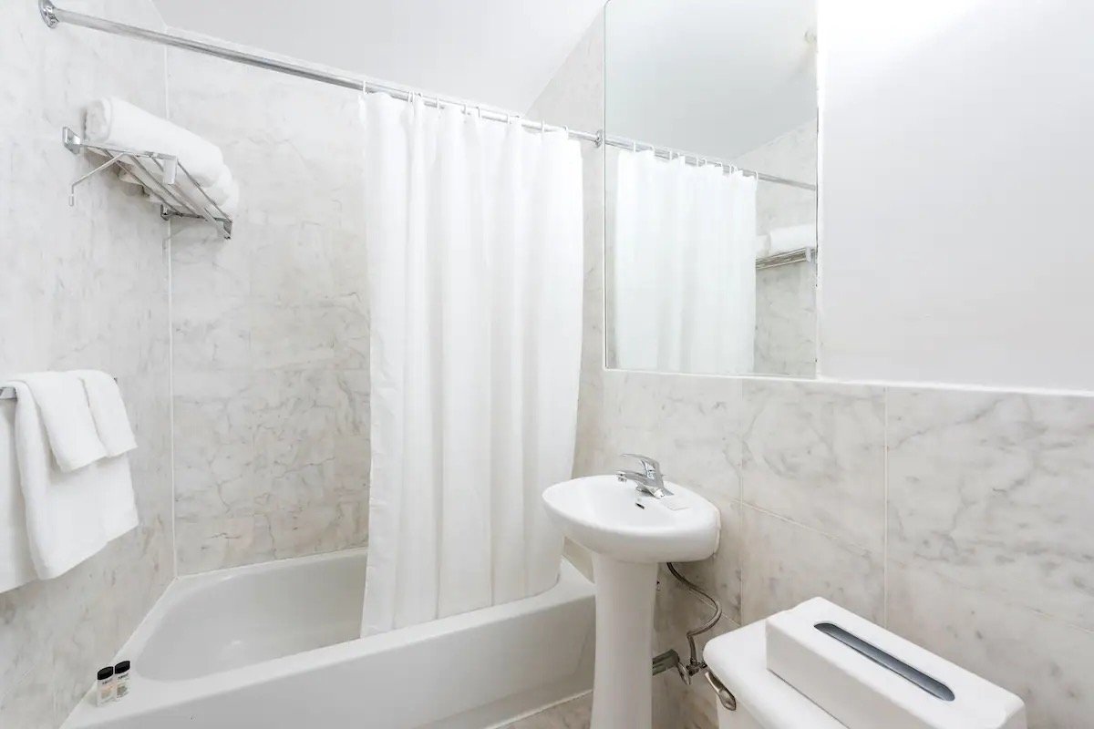 465 CPW - Private Bathroom/Shower