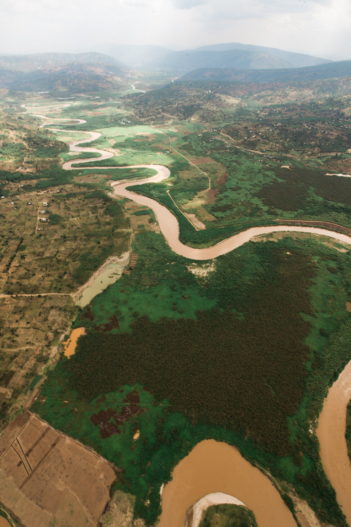  Nyabarango River 