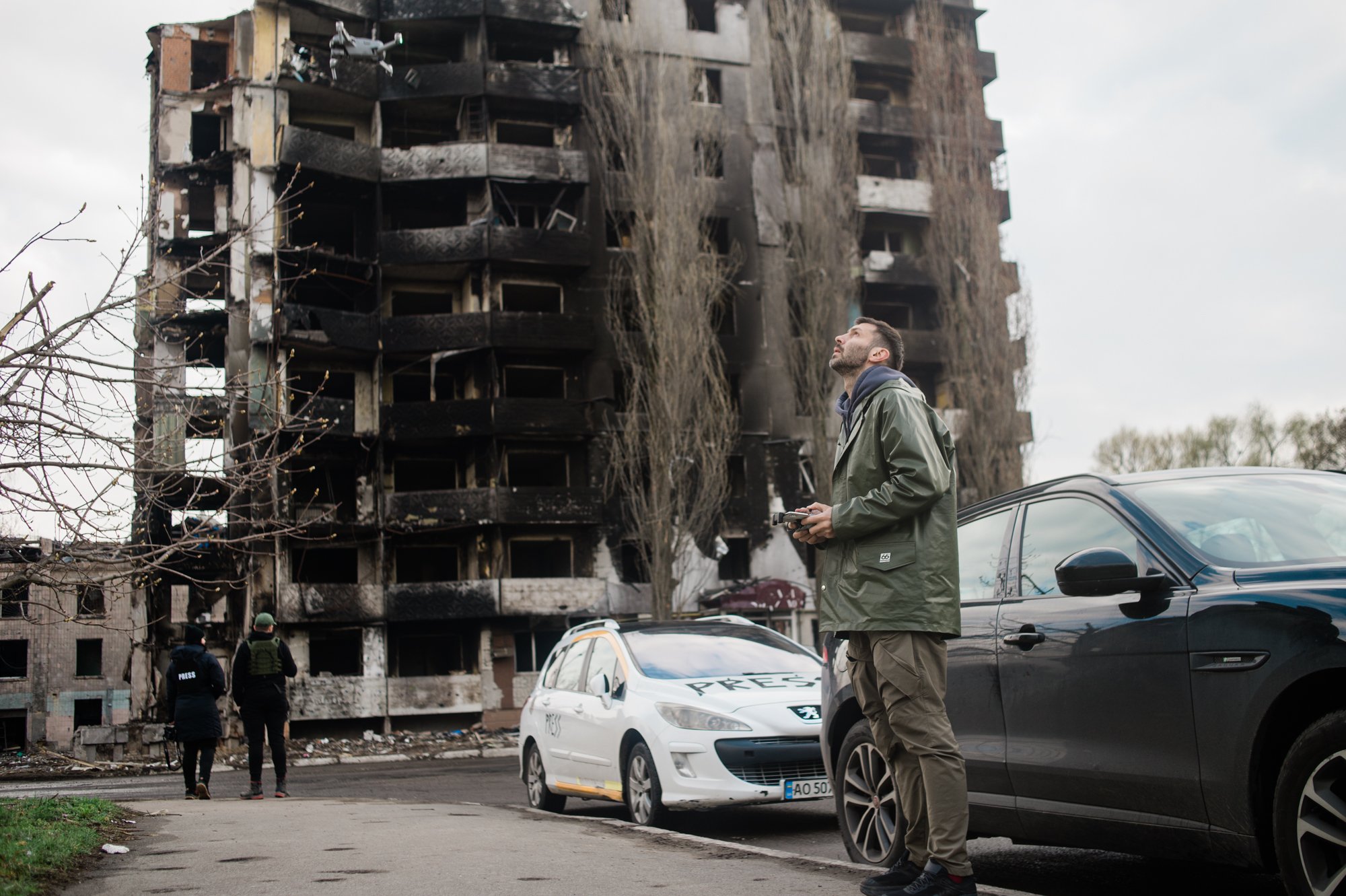  Slava Balbek, one of Ukraine’s top architects who was hired by the government to survey towns heavily damaged by Russian artillery and missiles, flies a drone to film two destroyed residential buildings in the rural town of Borodyanka. He sends repo