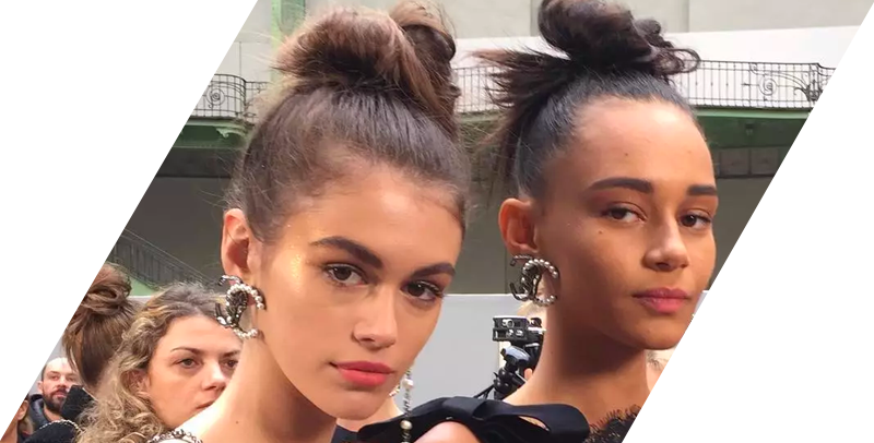 accessoires pour cheveux: Petits chignons désordonnés et chignon haut