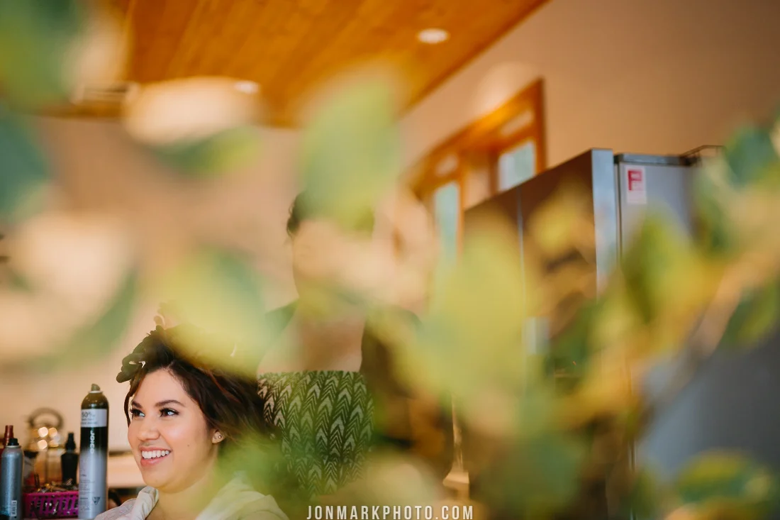 victoria bc vancouver island wedding photography merridale ciderworks cidery rainy fall wedding