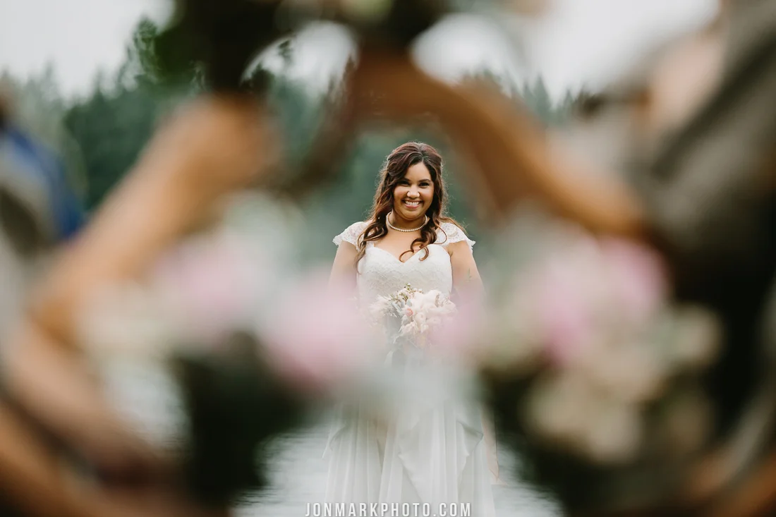 victoria bc vancouver island wedding photography merridale ciderworks cidery rainy fall wedding