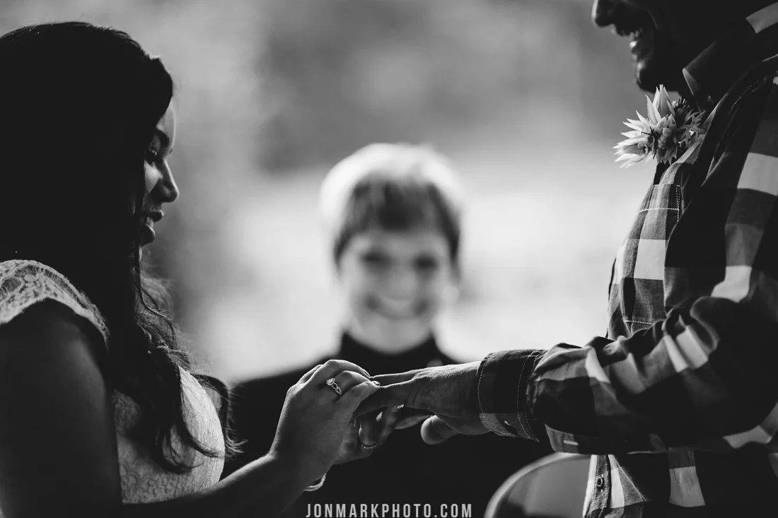 victoria bc vancouver island wedding photography merridale ciderworks cidery rainy fall wedding