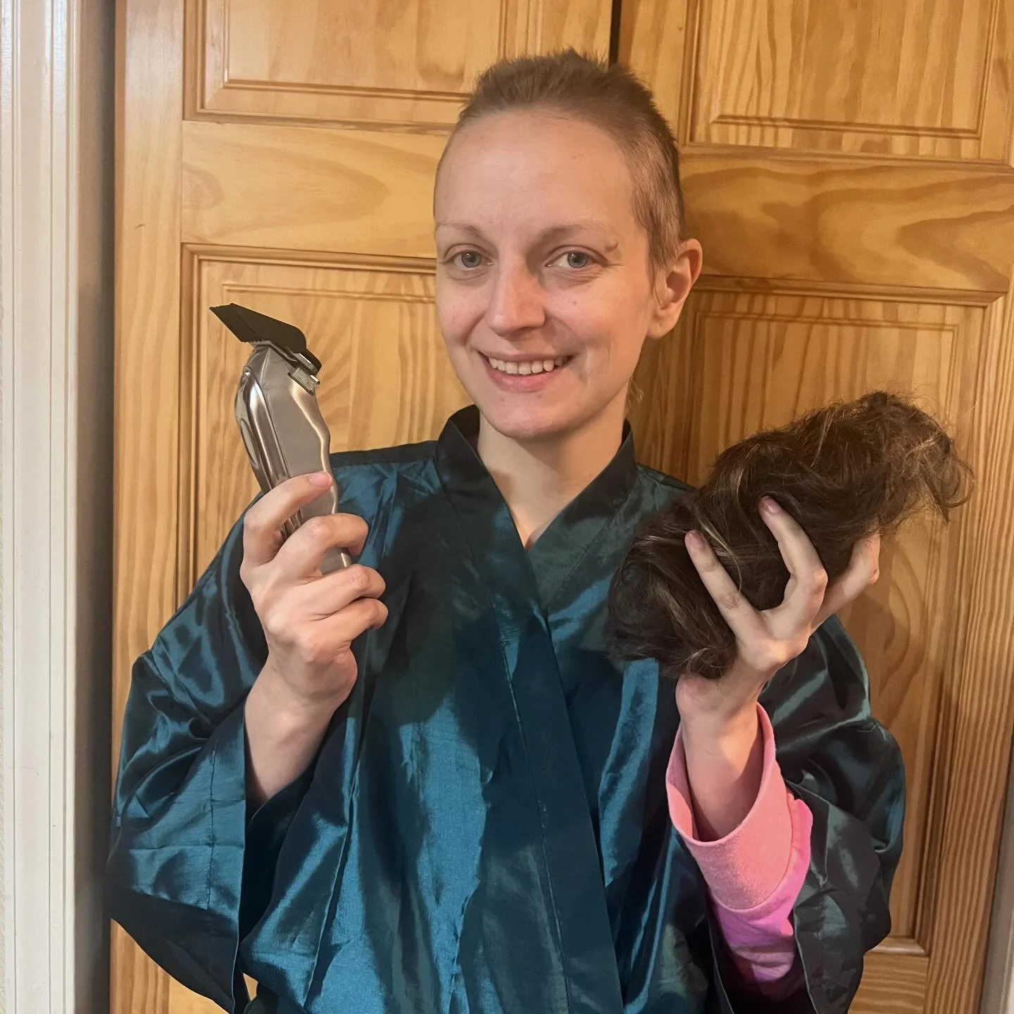 How&rsquo;s your Monday morning going? 

Last night huge clumps were coming out when I brushed my hair so I knew I had to take care of it this morning. The dogs let me borrow their grooming tools. This is my 3rd time shaving my head. Time to get the 