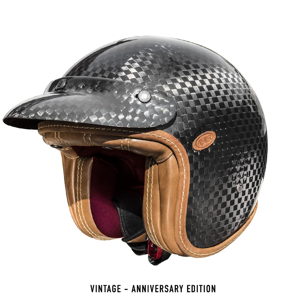 VINTAGE-CLASSIC-CARBON-TECH_text-.jpg