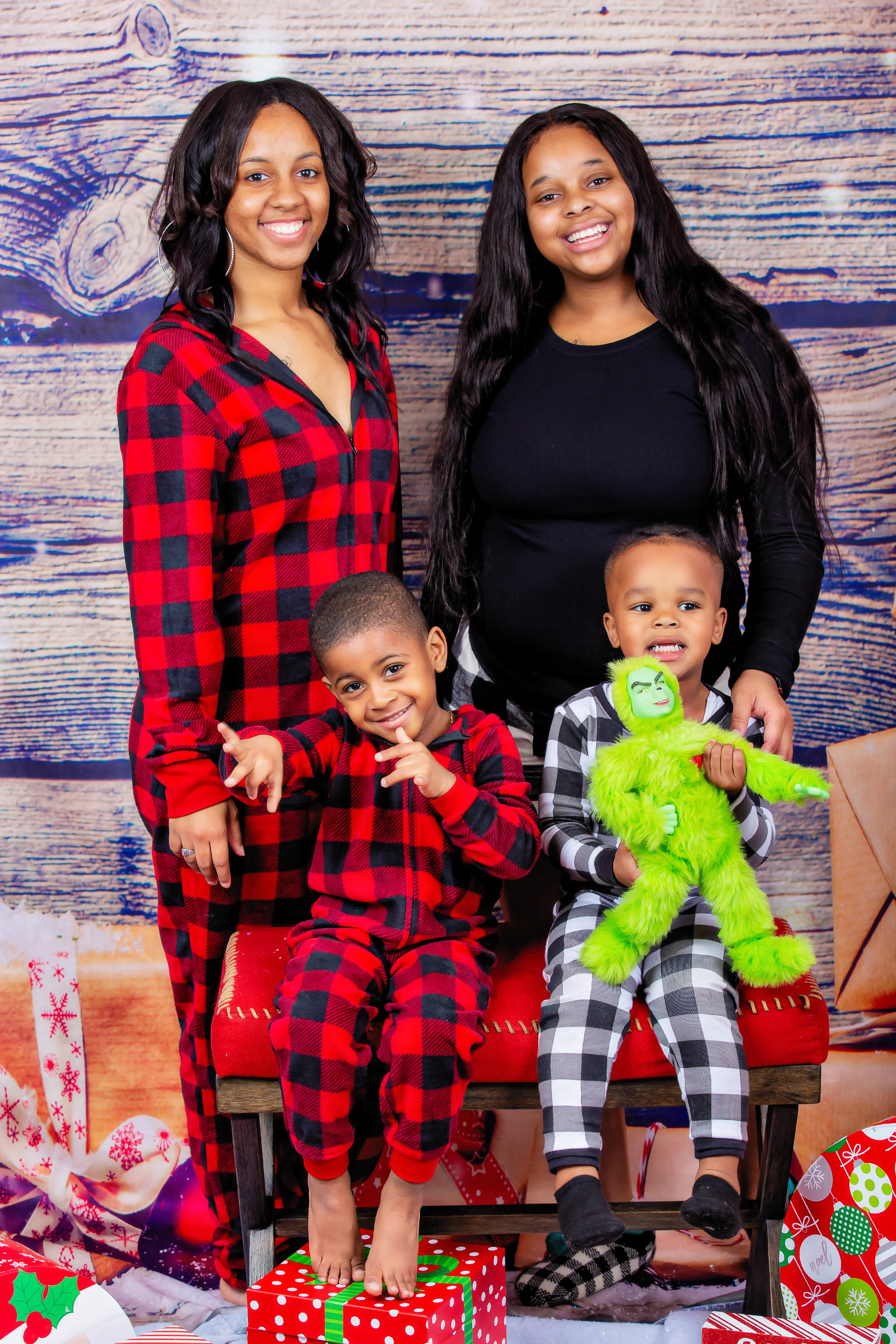 Monicas Christmas-2716.JPG