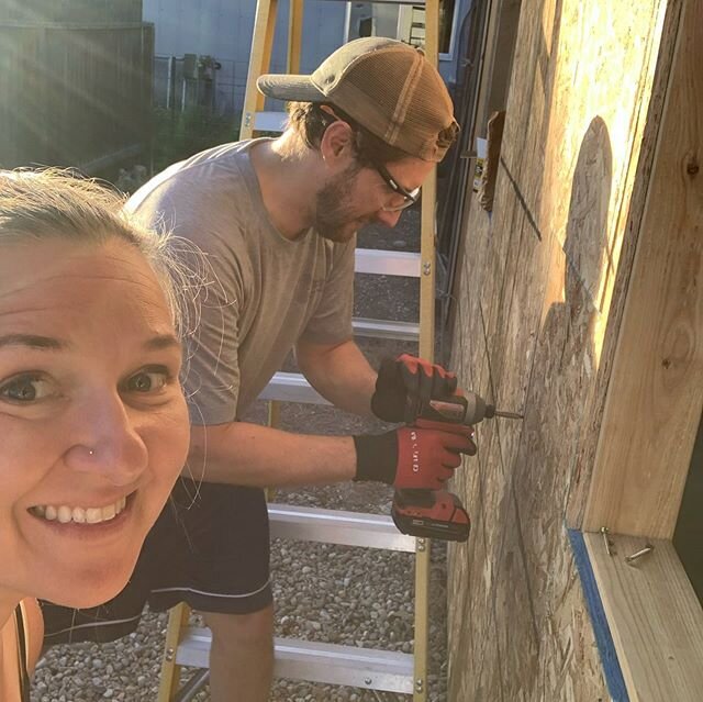 It&rsquo;s a good night to build a wall. This is not a political statement. 😉😉 #operationbuildjoelanoffice #remoteindefinitely #phillipsshapedblister #powertools
