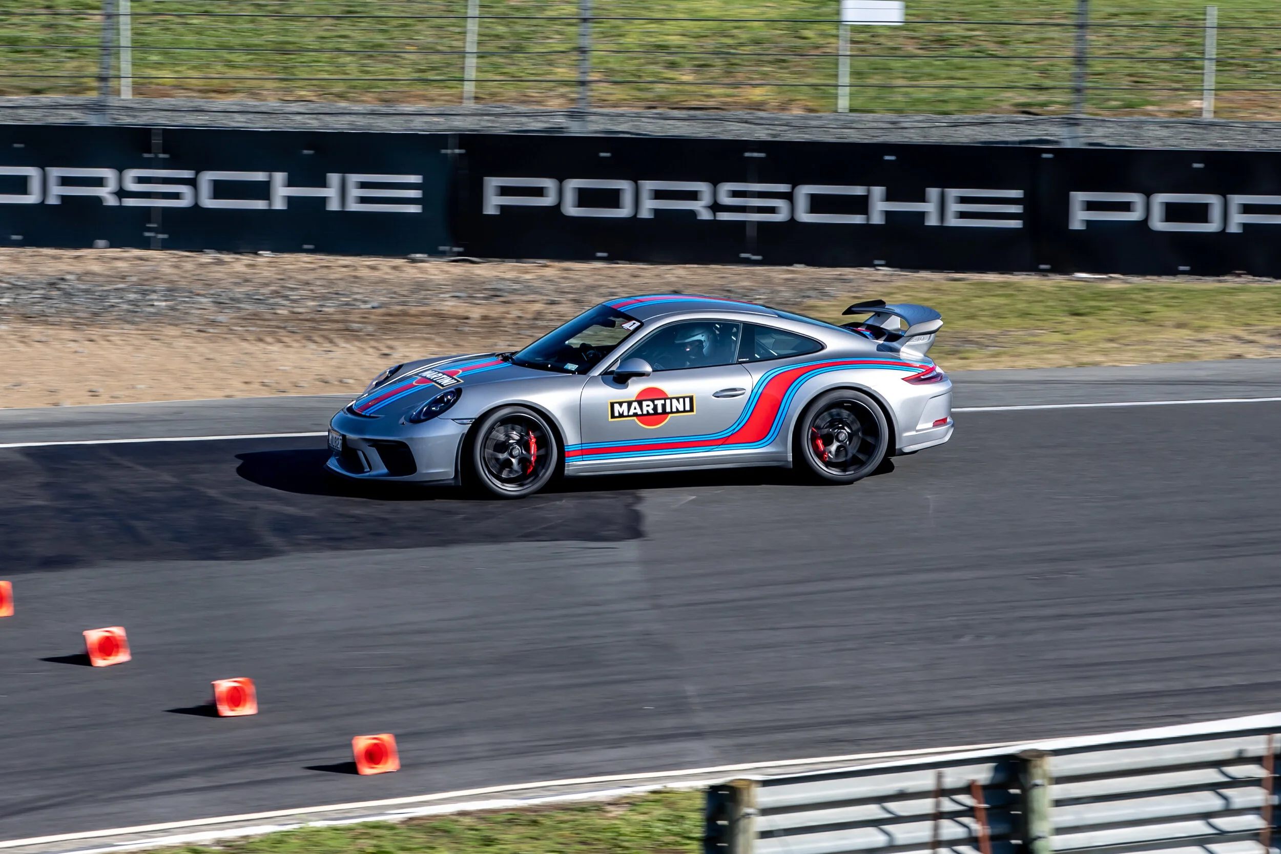 CC PORSCHE HR-7738.JPG