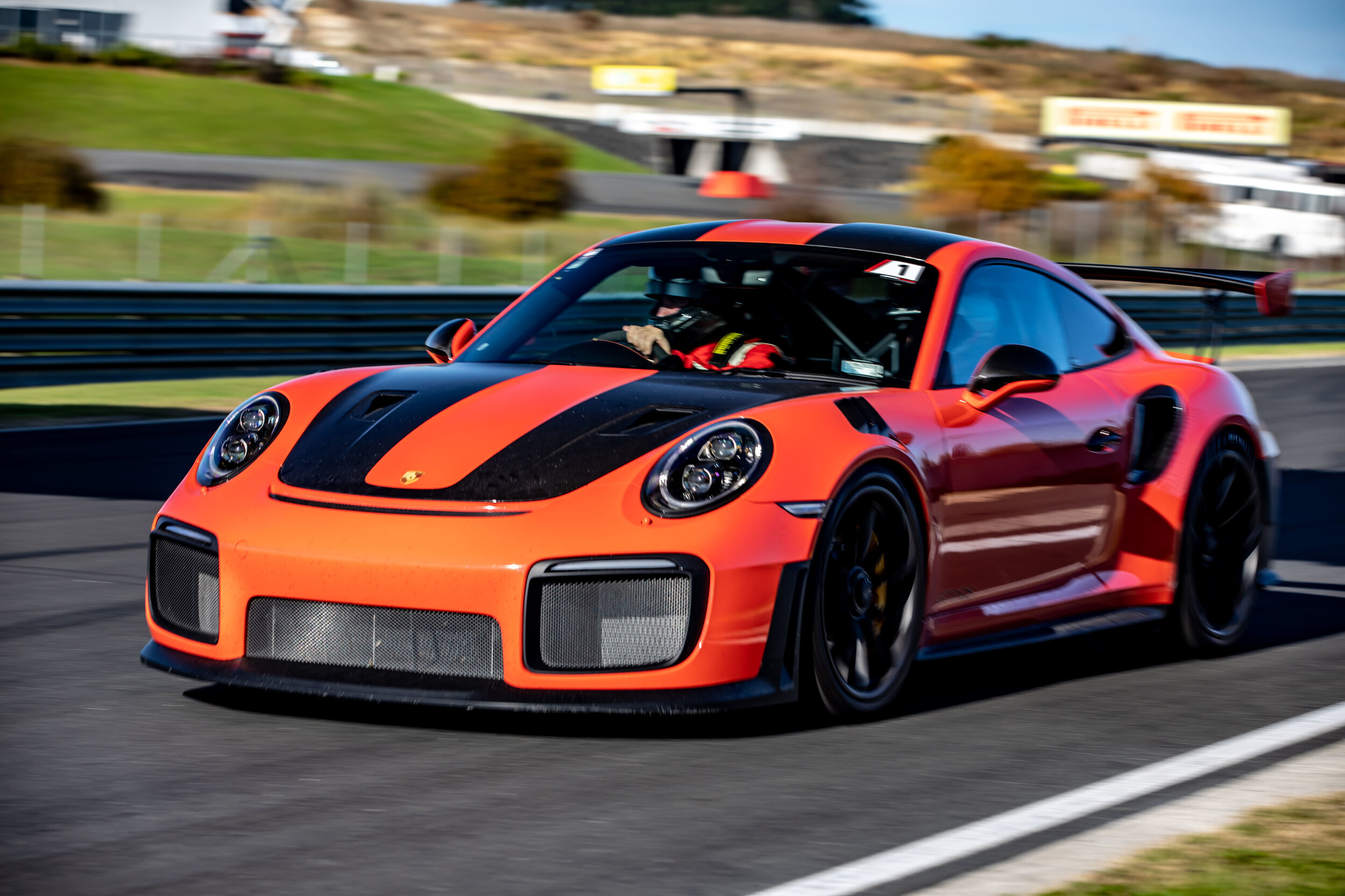 CC PORSCHE LR-7834.JPG