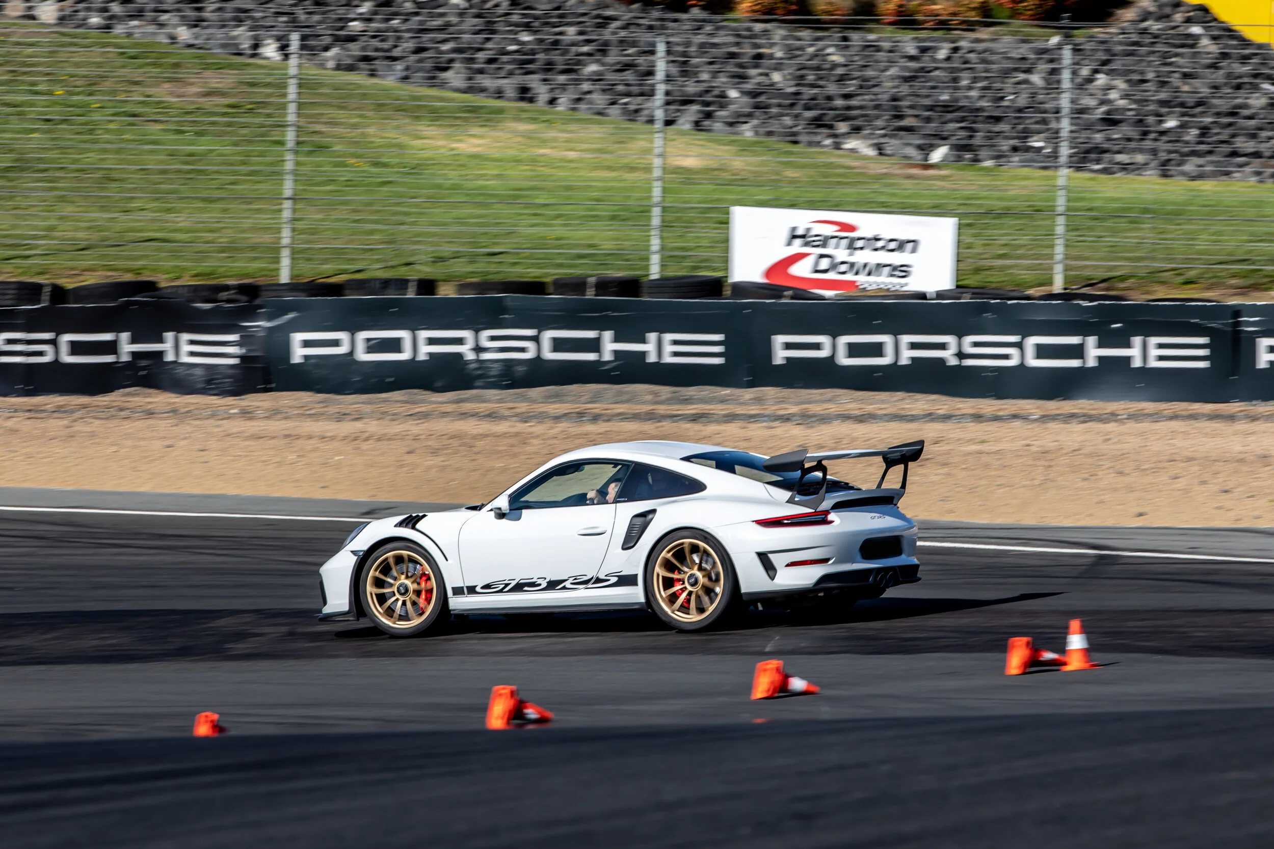 editedCC PORSCHE HR-7667.jpg