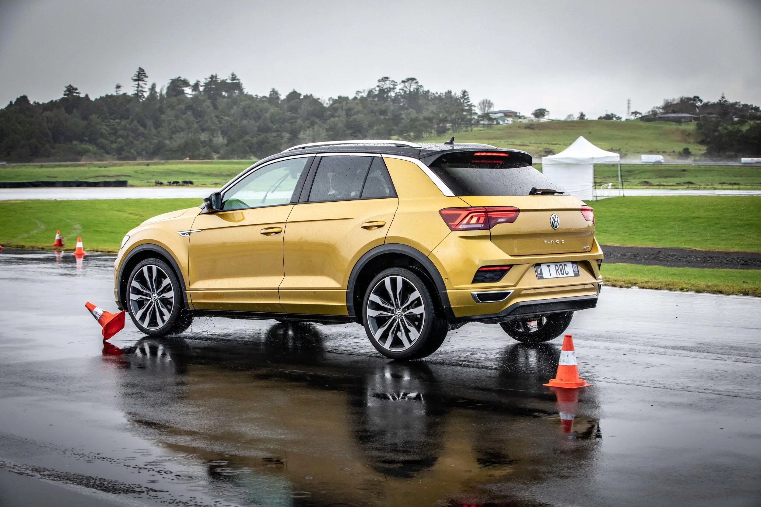 DOWNFORCE VW FIRST GEAR LR-9974.JPG