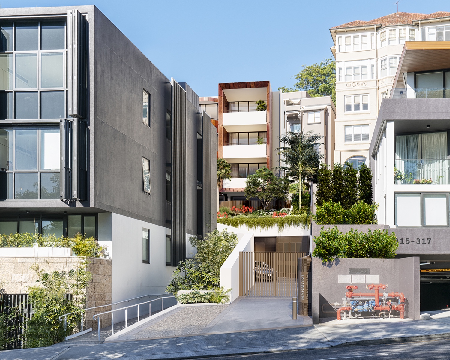 Double Bay_EXT03_Street Entry_Smaller.jpg
