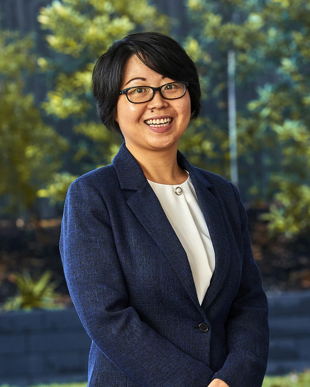 Mabel Zhou Finance Manager Mabel commenced her career as an accountant at Ernst & Young Shanghai Branch. Between 2003 and 2005, Mabel completed her Professional Accounting Masters Degree at University of Sydney. She then joined Ron Bennett Menswear, with a demanding role where her responsibility included cashflow management, payroll, sales turnover management and reporting, compliance reporting, budgeting and financial reporting.