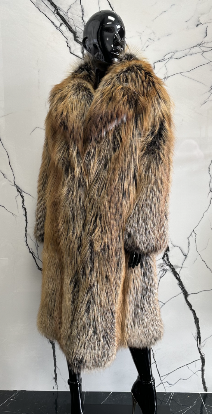 BROWN FOX FUR COAT (M/L)